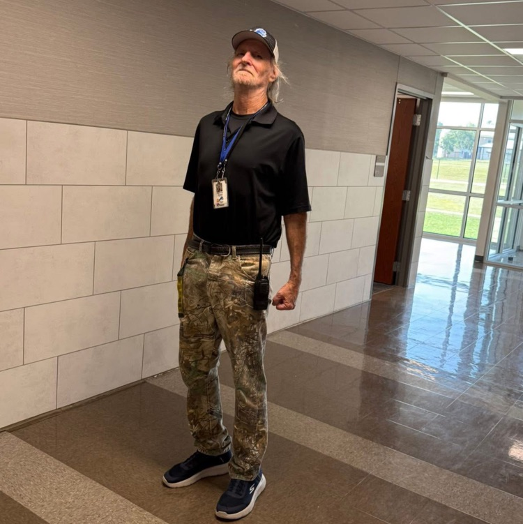 man wearing camo