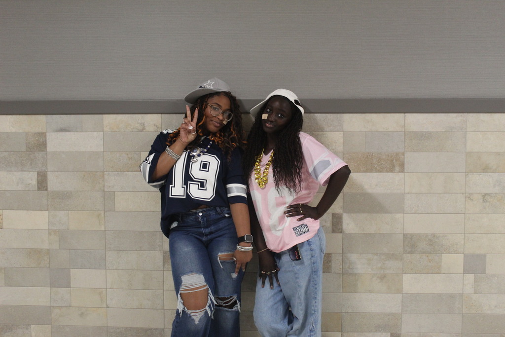 Tyler Legacy students and staff dressed up for Throwback Thursday HoCo spirit week