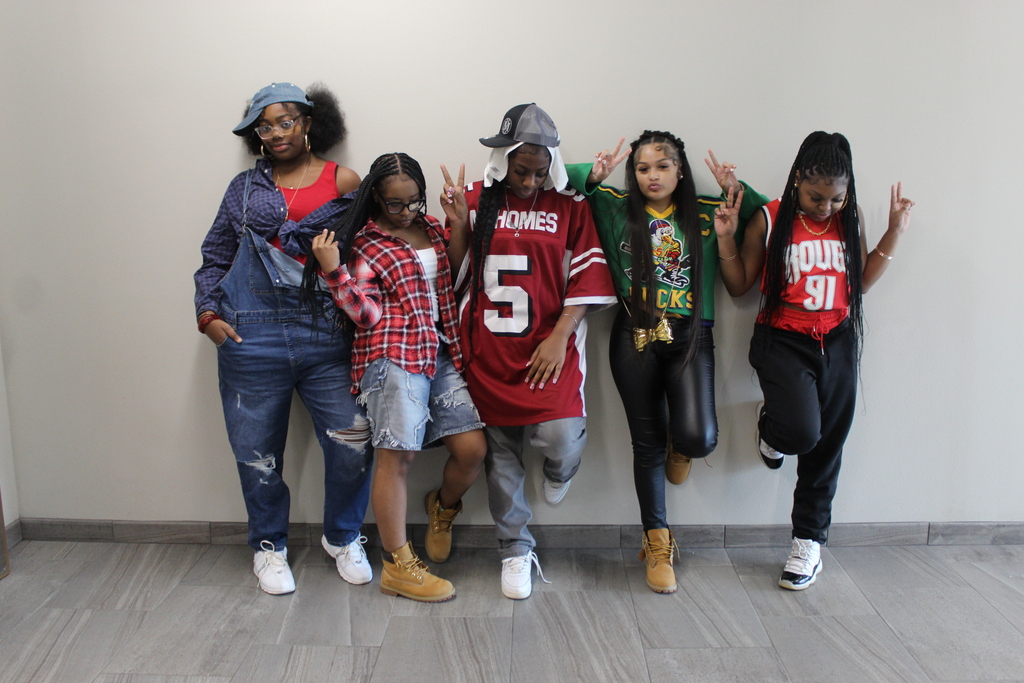 Tyler Legacy students and staff dressed up for Throwback Thursday HoCo spirit week