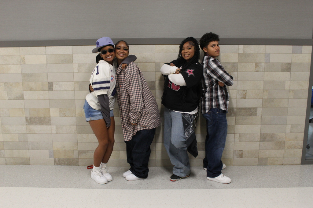 Tyler Legacy students and staff dressed up for Throwback Thursday HoCo spirit week