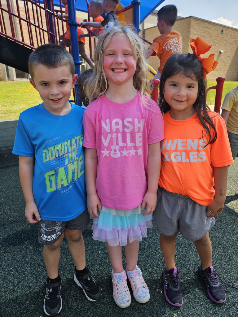 Students wearing bright colors at recess. 