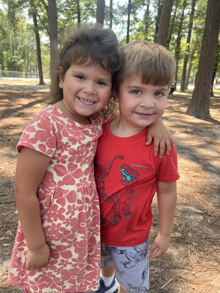Students hugging 