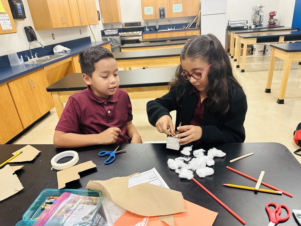 kids working on pringle
