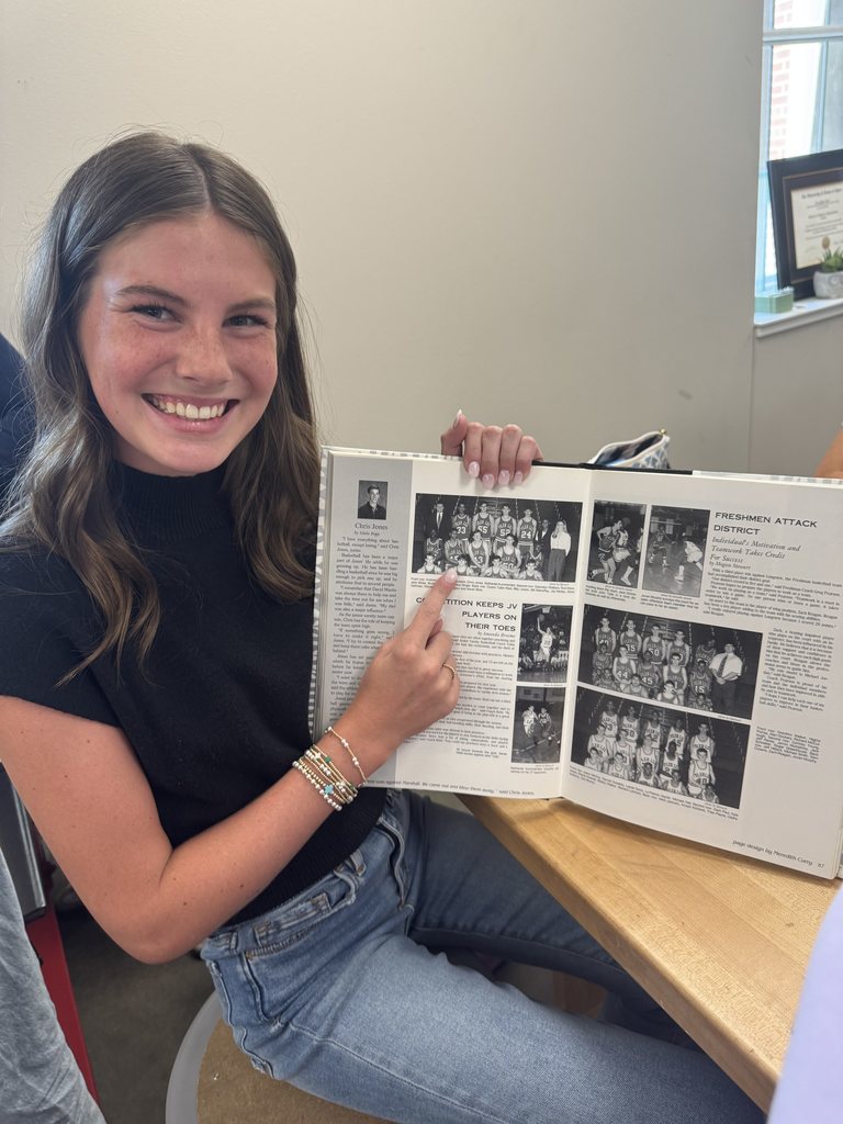 Current Tyler Legacy students finding older relatives in past yearbooks