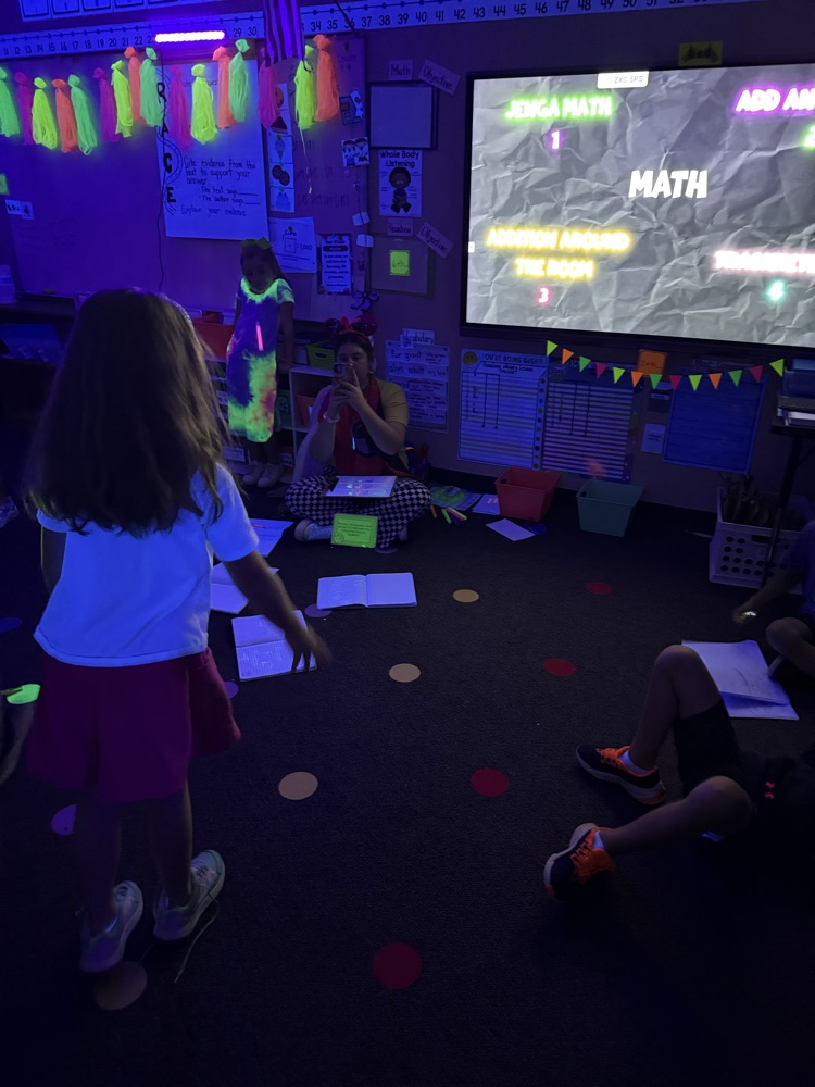 kids enjoying glow day
