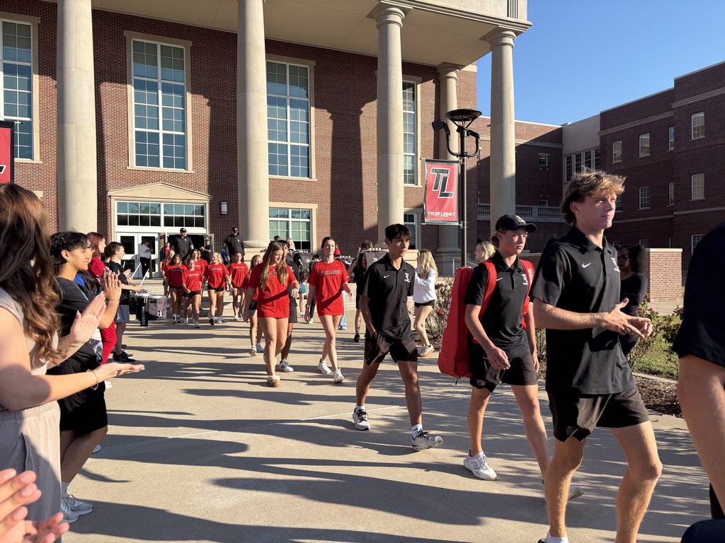 Tyler Legacy Varsity Tennis at their send off for regional quarterfinals