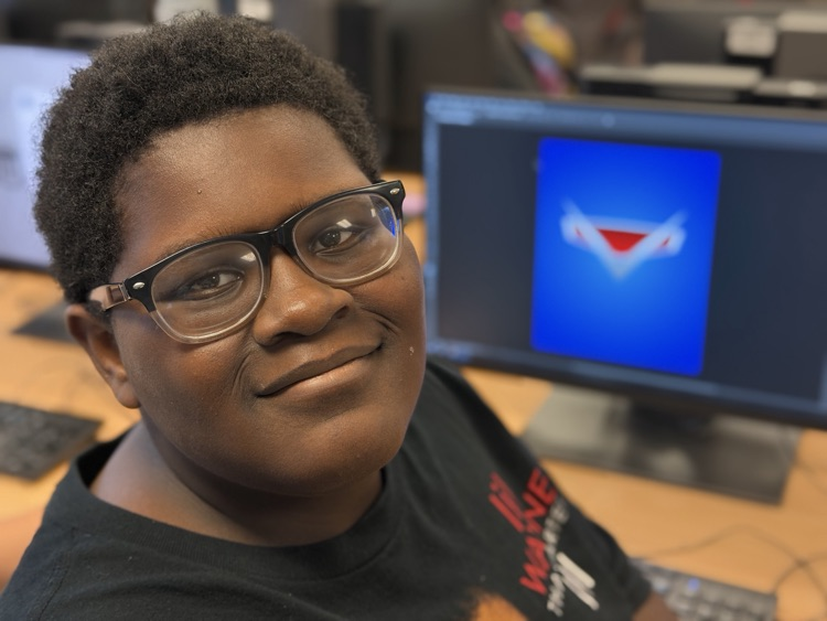 A student in digital art class.