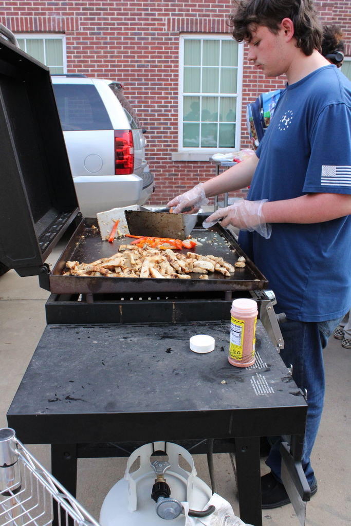Coach Macias and Mr. McHann's class making fajitas
