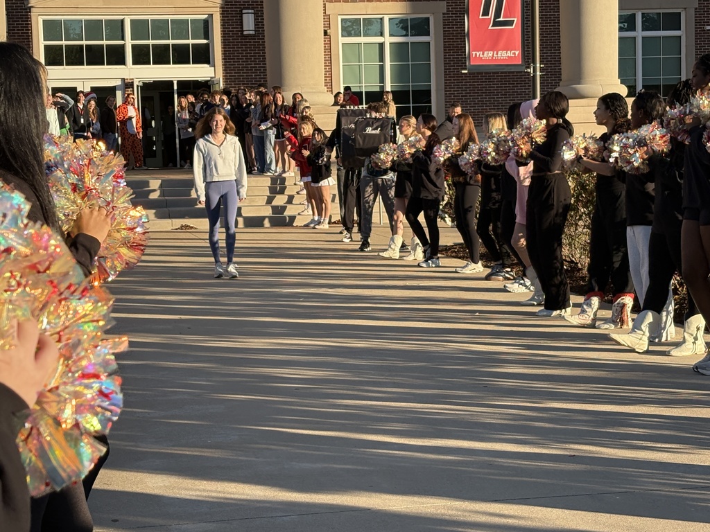 Maddry East at her sendoff for Cross Country state