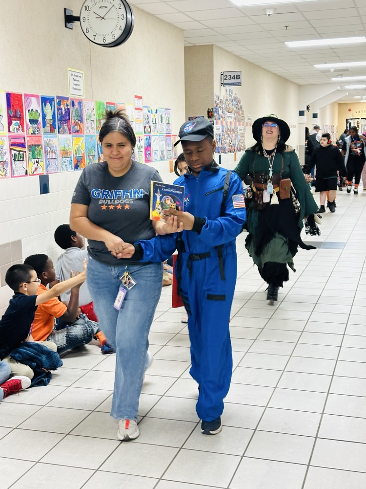 book character parade 