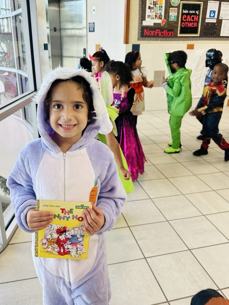book character parade 