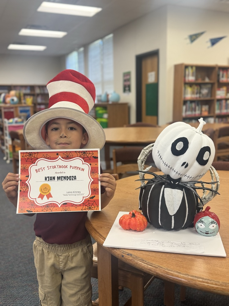 book character pumpkin winner