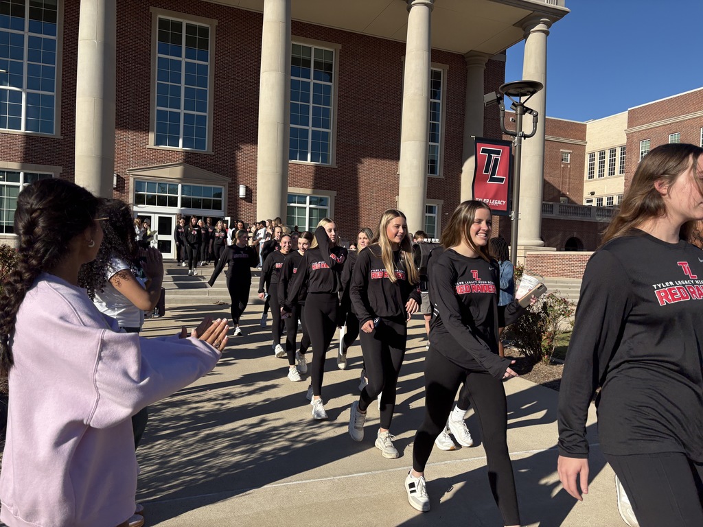 Tyler Legacy Varsity Volleyball at their sendoff