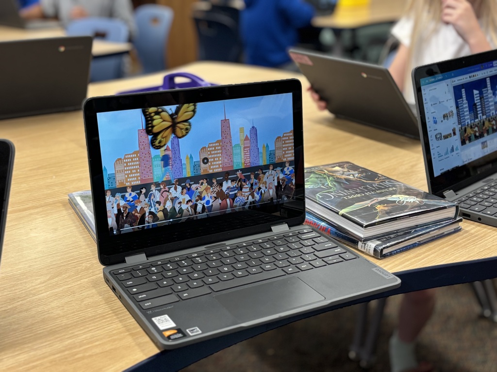 Building floats on Canva Macy’s day parade style.