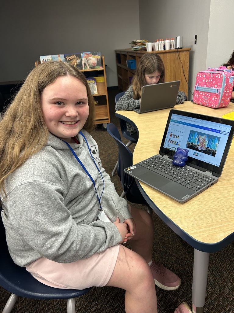 Building floats on Canva Macy’s day parade style.