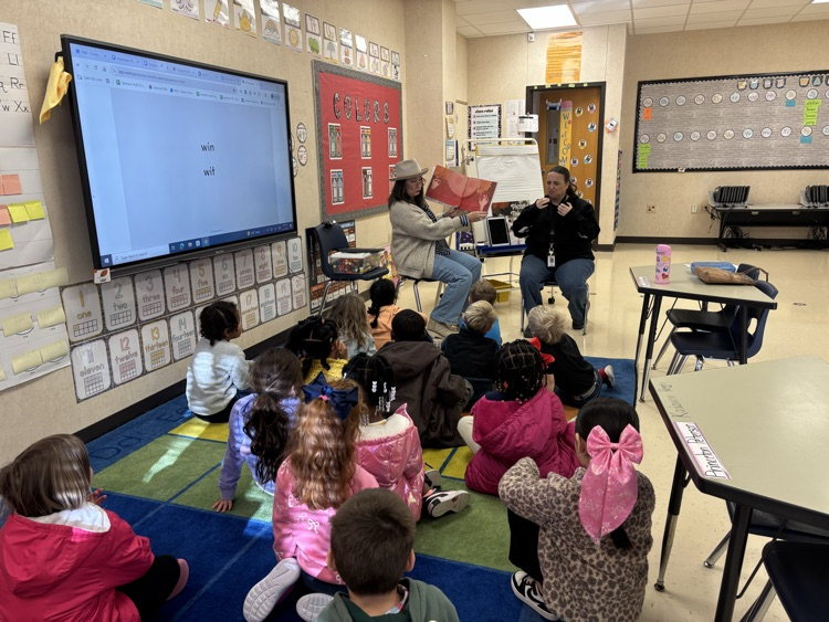 Veterans Day read aloud