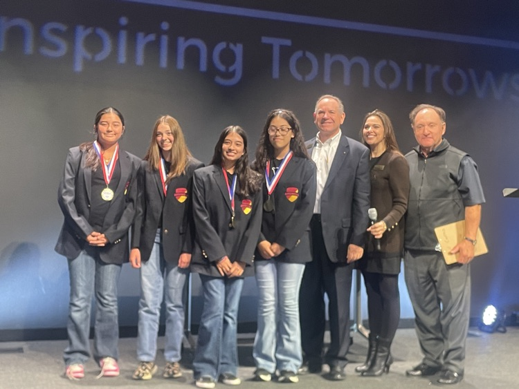 girls team most spirit