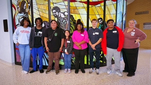 Ms. Baldwin’s Foundations of Career Prep class visited CHRISTUS Hospital today to learn about Project Search, one of Tyler ISD’s 18+ programs! Students got a behind-the-scenes look at the hospital environment, learned about the program’s expectations and opportunities, and even got to see current interns hard at work in various departments.  They also heard firsthand from former interns who are now proud employees of CHRISTUS Hospital! What a great day of learning, exploring, and planning for the future!