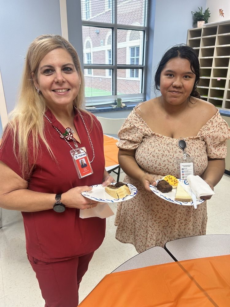 Friendsgiving Luncheon 