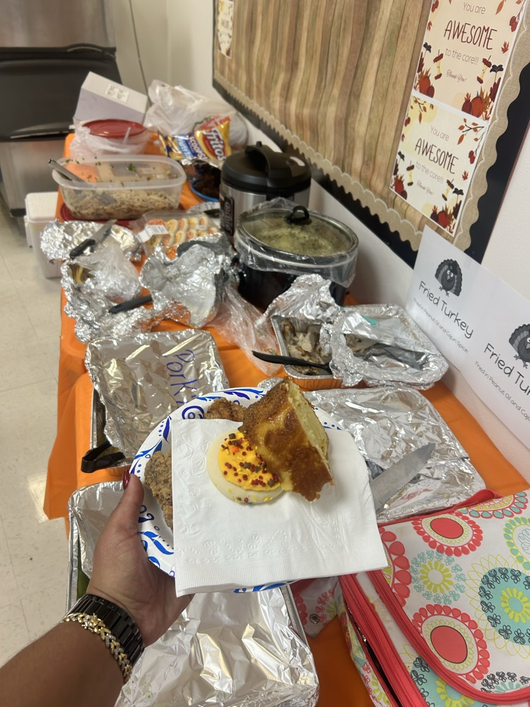 Friendsgiving Luncheon 