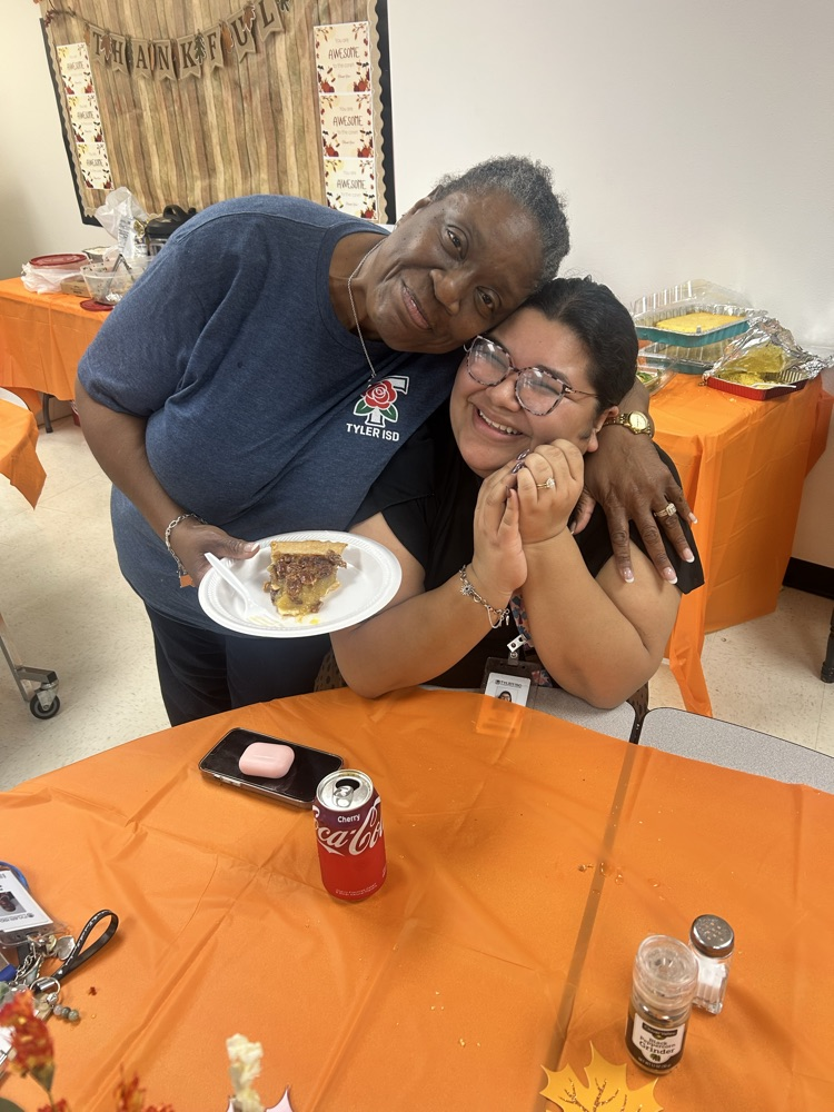 Friendsgiving Luncheon 