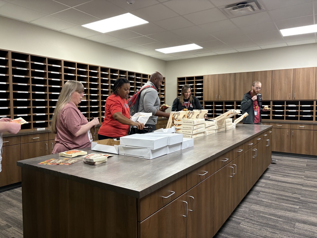 Thank you, Tyler Legacy PTA! What a sweet surprise on the last day before Thanksgiving break—donuts and kolaches for our staff! 🥯🍩 We are so grateful for our amazing PTA and the continued support you show us. Your kindness makes a big difference! 💙