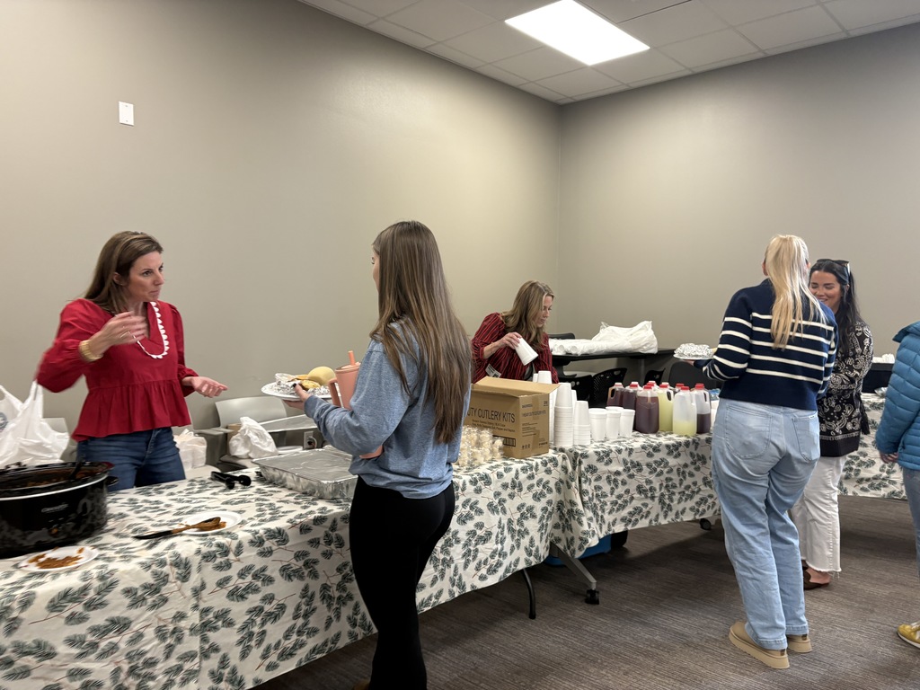 🥔 Thank You, Tyler Legacy PTA! 🥔 A huge shoutout to our amazing Tyler Legacy PTA for treating our staff to a delicious baked potato lunch bar today! 🎄✨ What a perfect way to spread holiday cheer and show appreciation. Your thoughtfulness and support mean so much to our campus community. ❤️