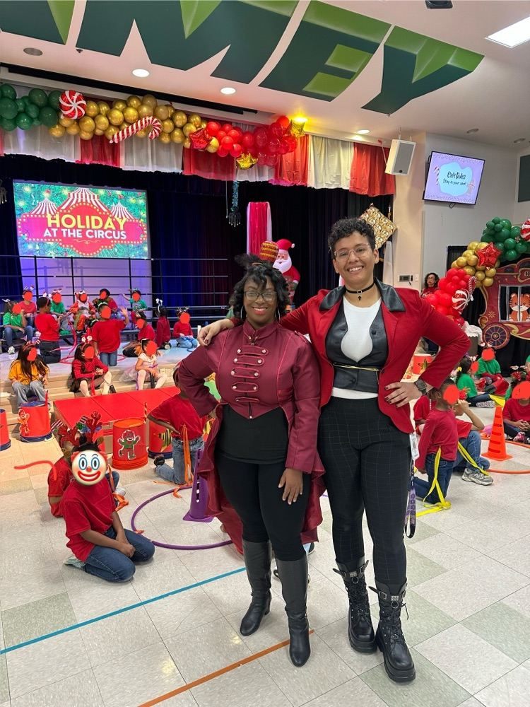 holiday at the circus