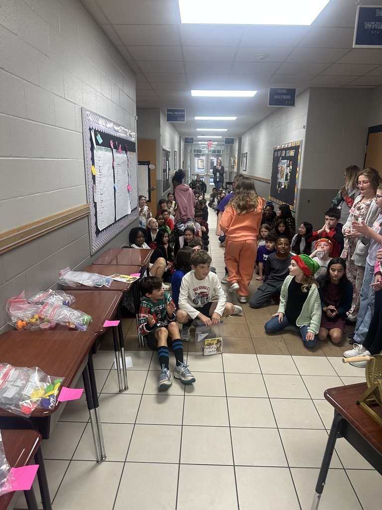 5th Grade during a raffle.