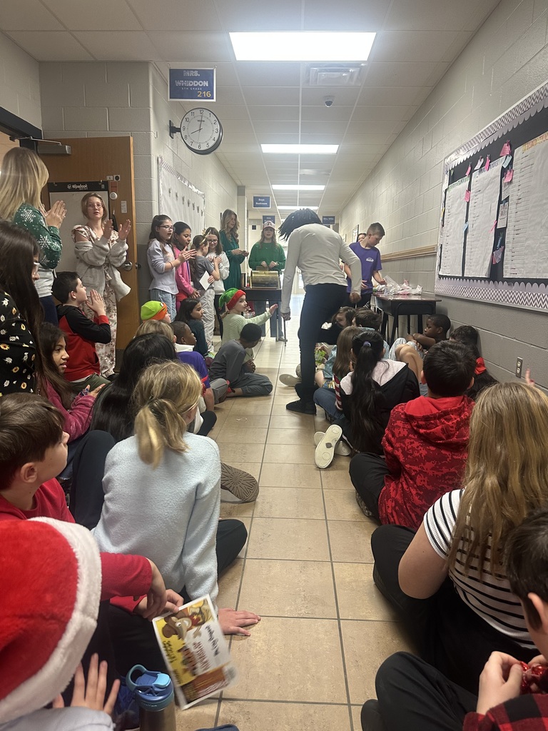 5th Grade during a raffle.