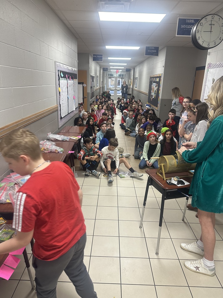 5th Grade during a raffle.