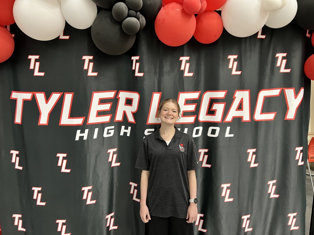Vera banta in front of the Tyler legacy background 