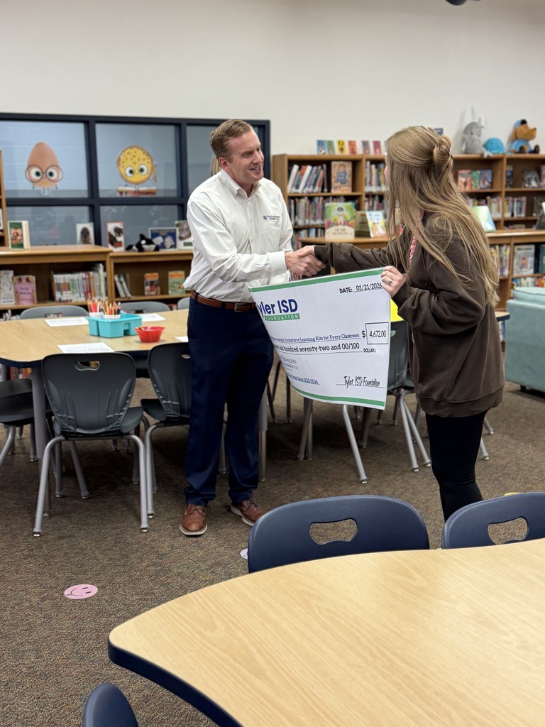 MTS receiving a Grant for Great Ideas from the Tyler ISD Foundation. 