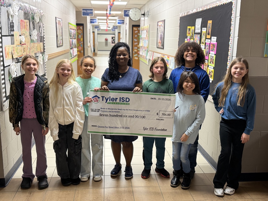 Teacher receiving a Grant for Great Ideas from the Tyler ISD Foundation. 