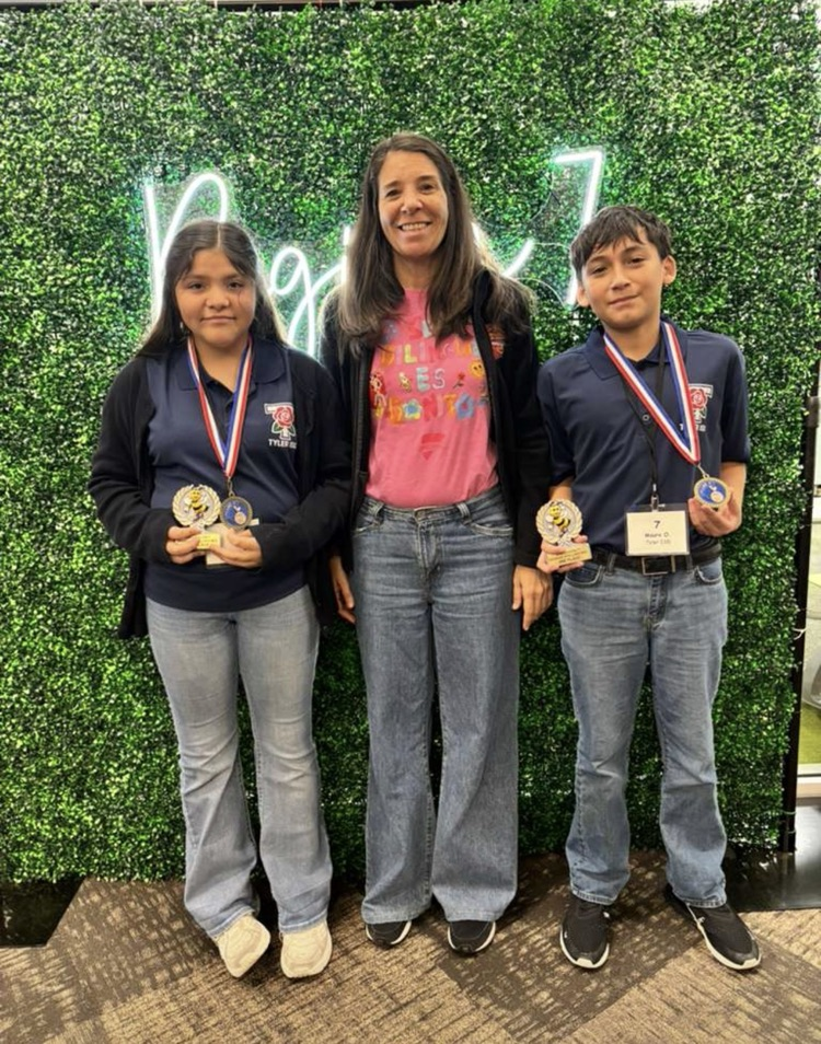 students in spelling bee