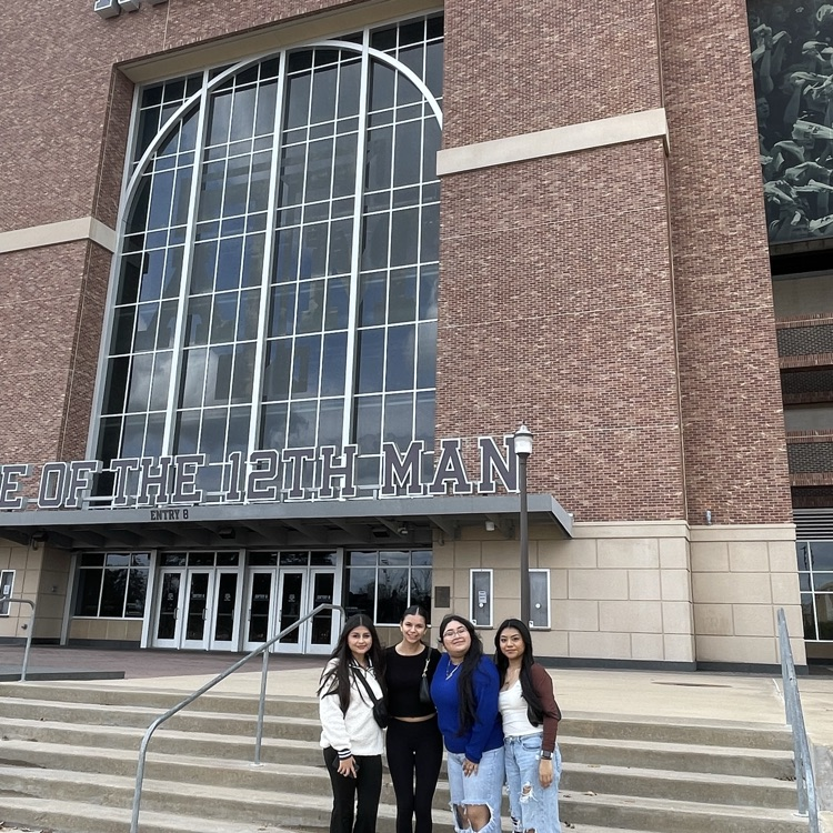 students in front of Kyle field