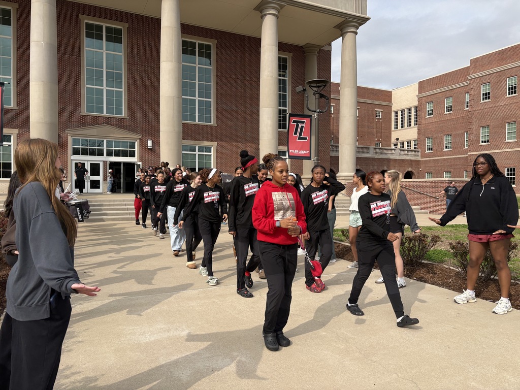 Tyler Legacy Varsity girls basketball heading to round 2 of playoffs
