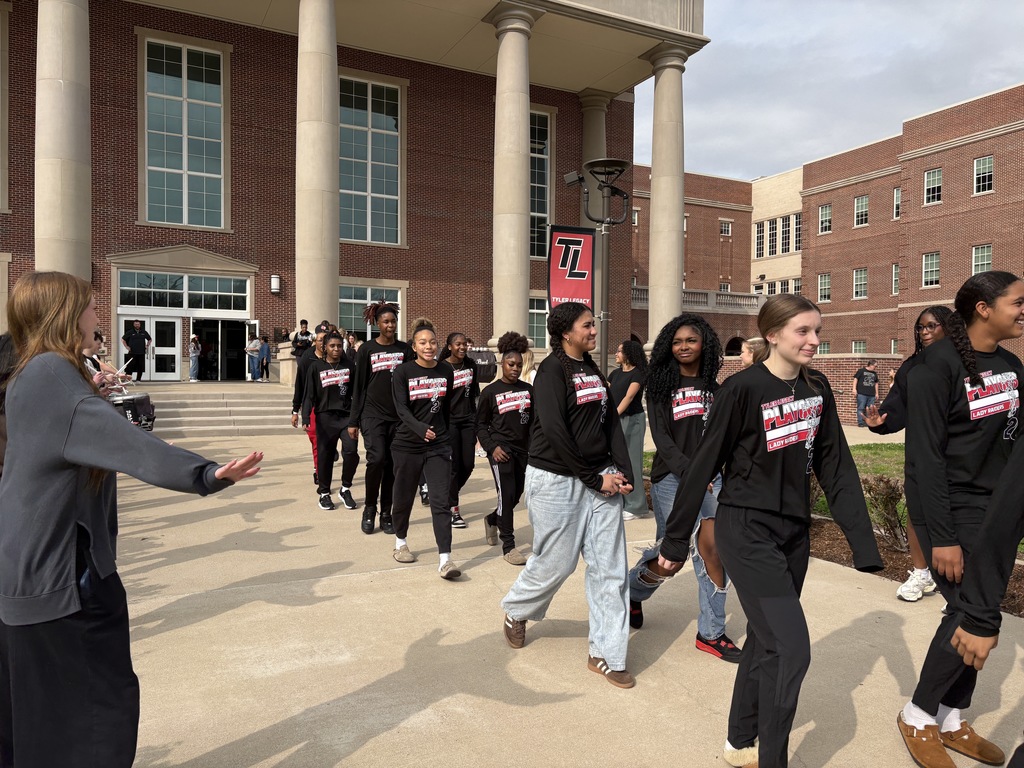 Tyler Legacy Varsity girls basketball heading to round 2 of playoffs