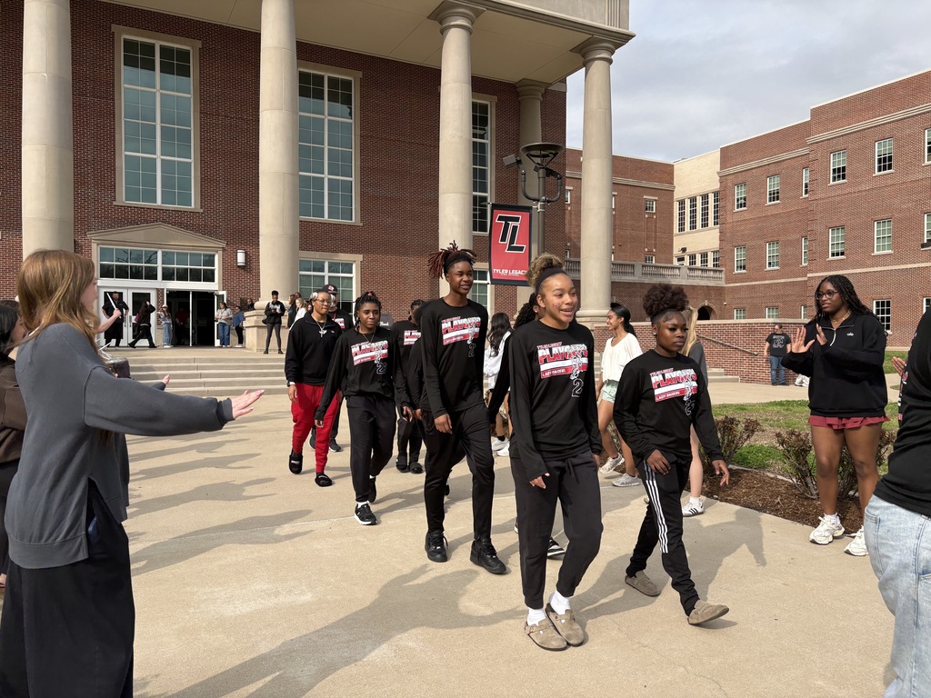Tyler Legacy Varsity girls basketball heading to round 2 of playoffs
