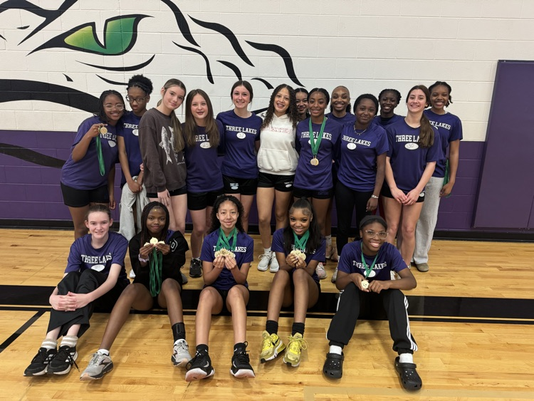 8th grade girls trac medals