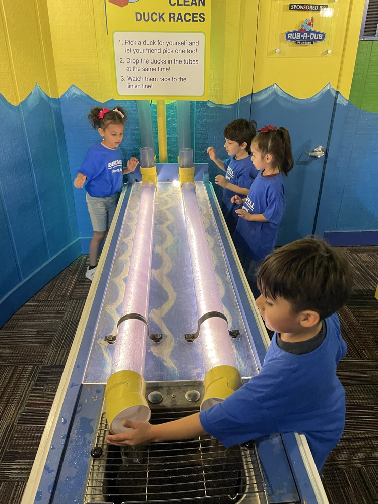 discovery science place field trip