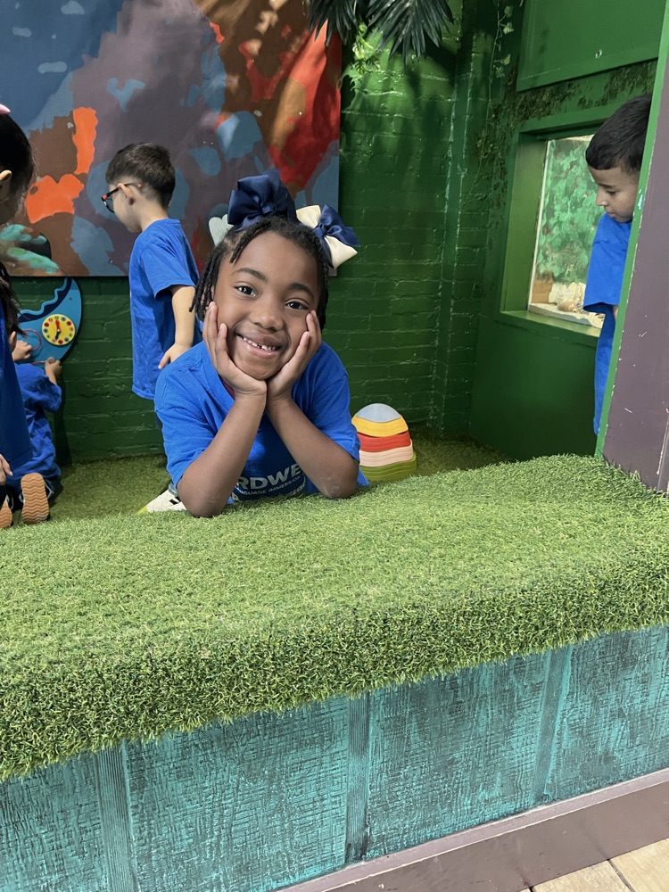 discovery science place field trip