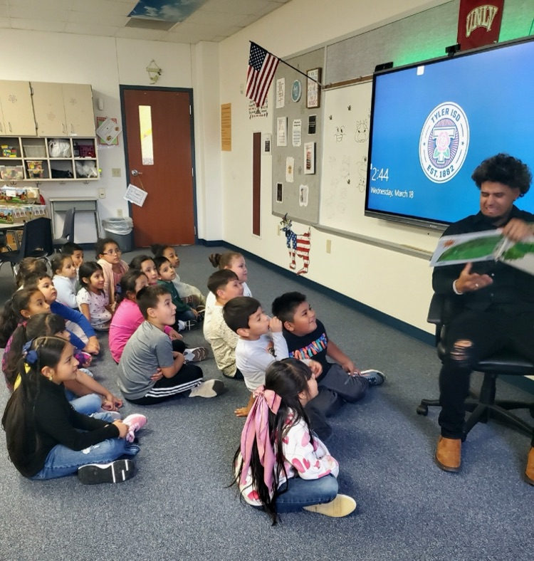Texas College Read Aloud