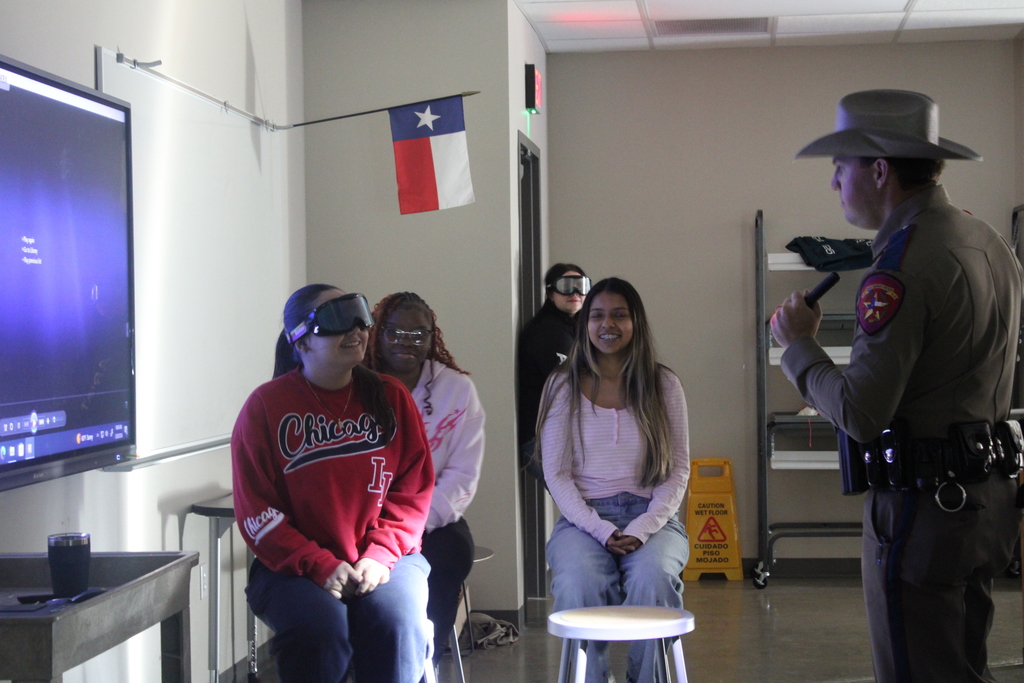 Tyler Legacy forensic science classes during a presentation from a state trooper