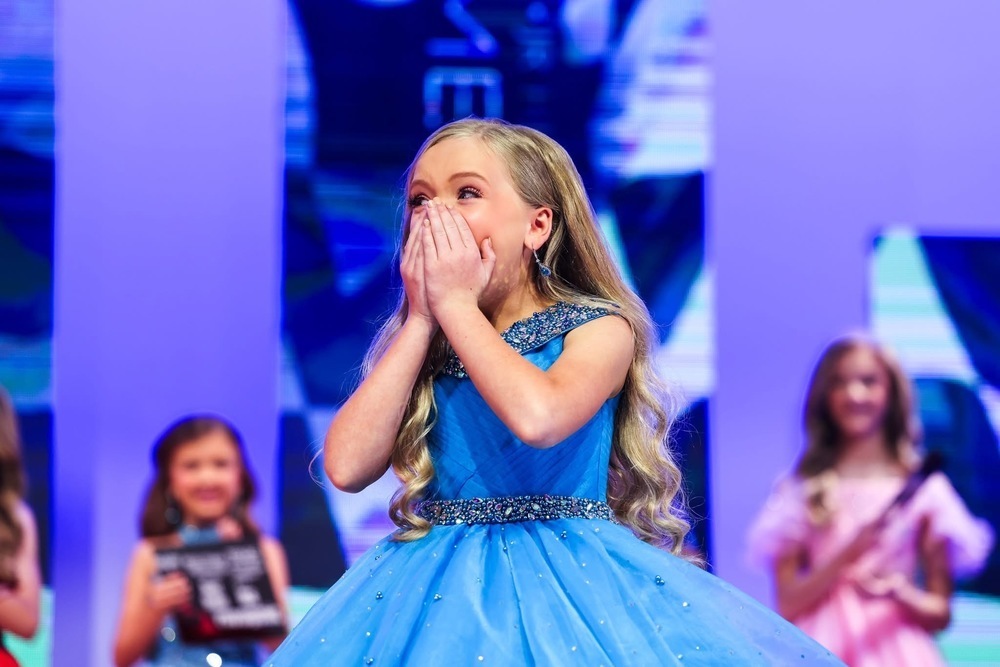 Harley Crymes, a Birdwell Dual Language Immersion School student, earned the title of Miss Texas Second Grade Elementary!