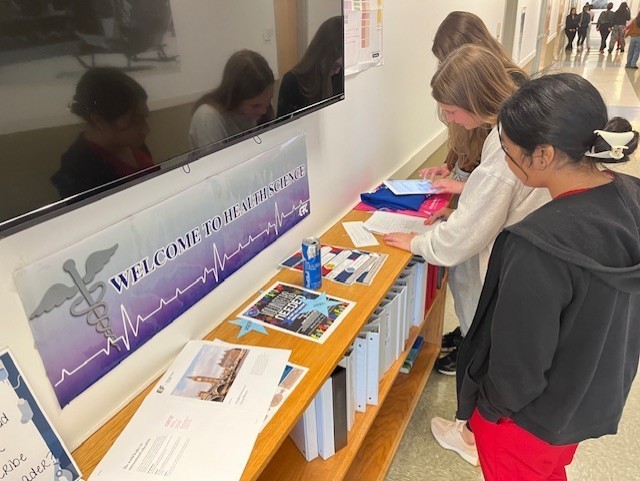 Tyler ISD Career & Technology Center students learning about the lymphatic system.