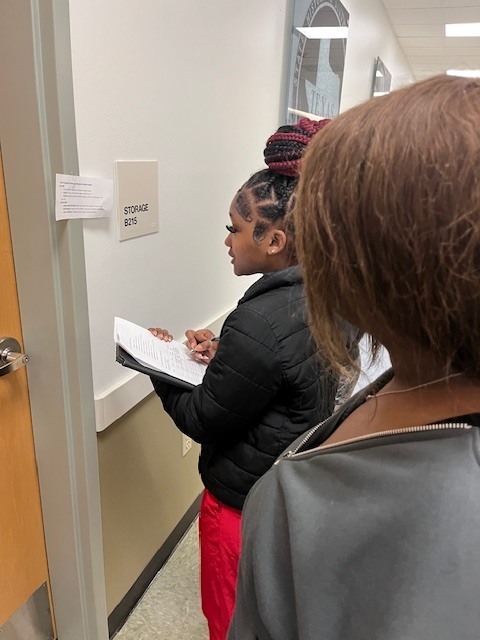 Tyler ISD Career & Technology Center students learning about the lymphatic system.