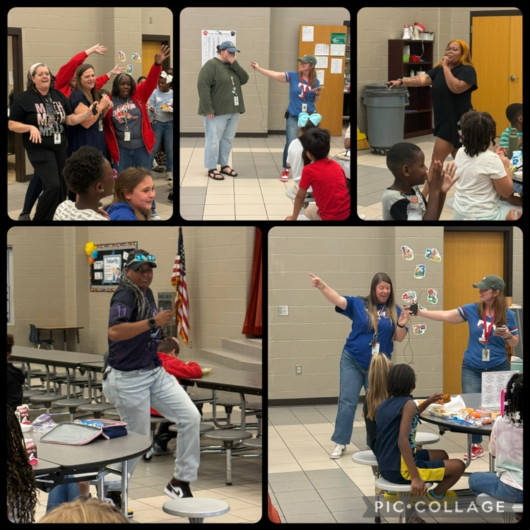 Teacher, singing, cafΓ© karaoke