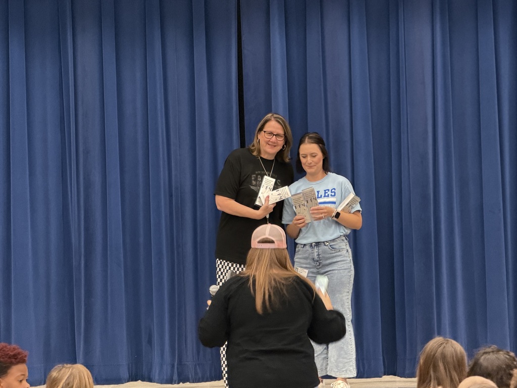 Teachers receiving grants from PTA.