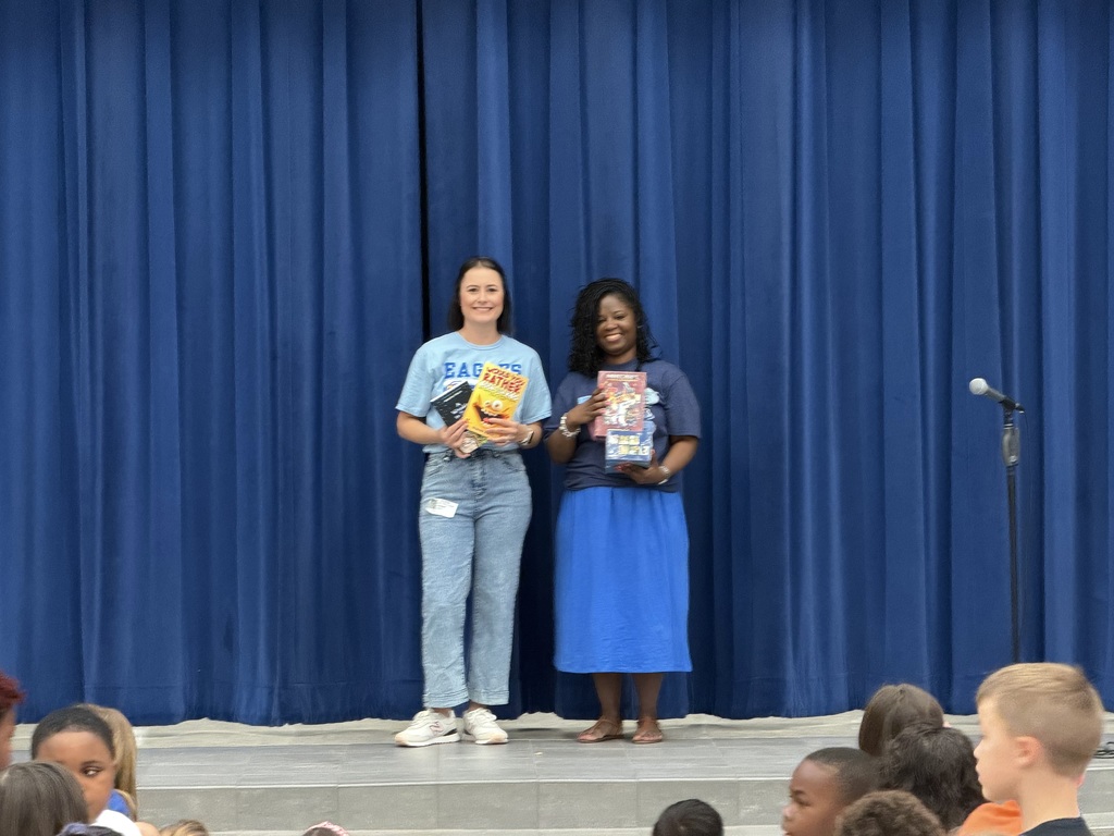 Teachers receiving grants from PTA.